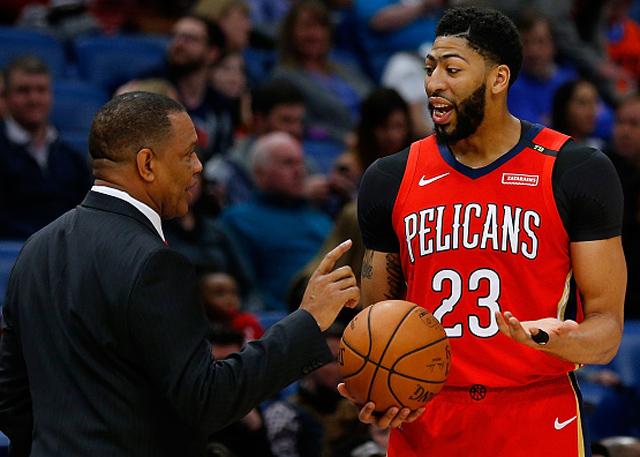 足球界日趋 足球界日趋