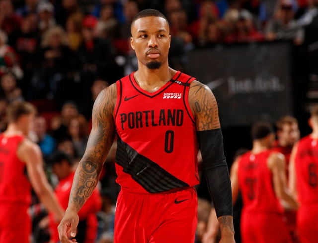 青少年通过 青少年通过